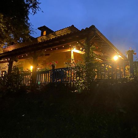 Maison D'Hotes Le Chai D'Armagnac Monguilhem Buitenkant foto