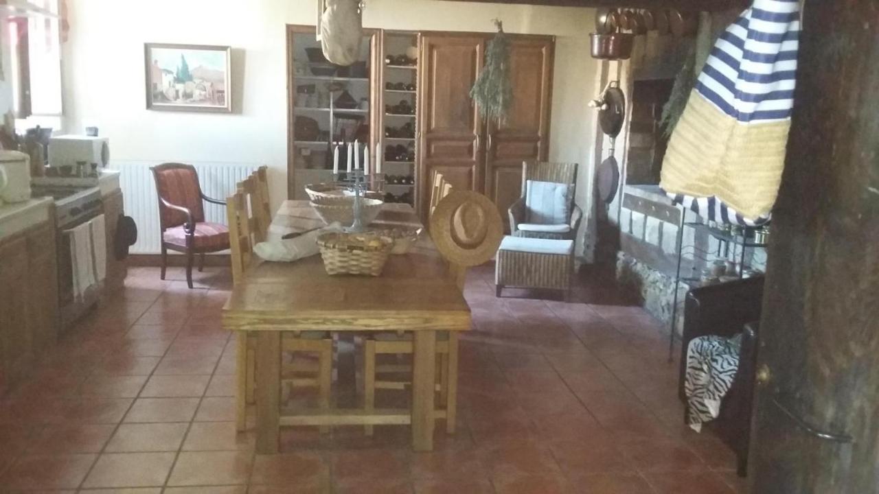 Maison D'Hotes Le Chai D'Armagnac Monguilhem Buitenkant foto