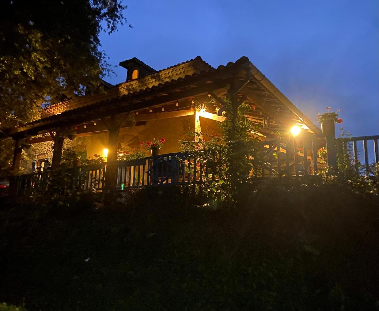 Maison D'Hotes Le Chai D'Armagnac Monguilhem Buitenkant foto