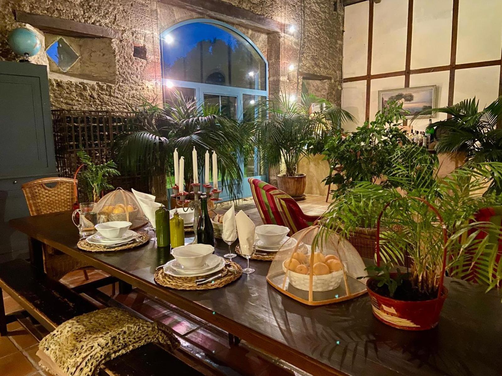 Maison D'Hotes Le Chai D'Armagnac Monguilhem Buitenkant foto